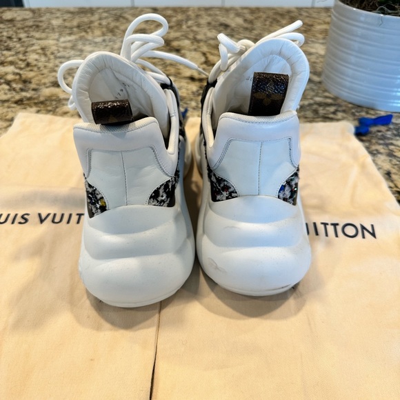 Louis Vuitton’s most popular snickers! - Picture 4 of 11